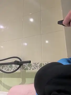 Snapshot of Dickii21 chatting on September 27, 8:42 am Dickii21 online show from September 27, 8:42 am