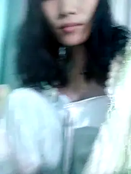 Snapshot of Ly-ny chatting on December 1, 7:42 am Ly-ny online show from December 1, 7:42 am