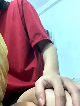 Snapshot of Ly-ny chatting on November 18, 6:06 am Ly-ny online show from November 18, 6:06 am