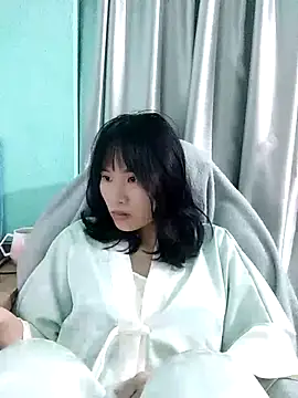 Snapshot of Ly-ny chatting on October 23, 7:18 am Ly-ny online show from October 23, 7:18 am