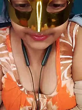 mimi87hoty online show from January 13, 5:06 pm