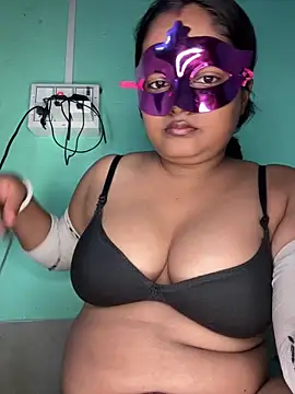 mimi87hoty online show from February 21, 5:26 pm