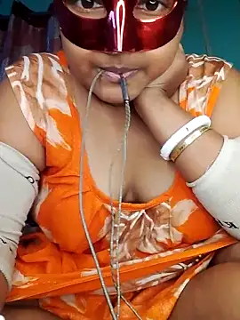 mimi87hoty online show from December 18, 9:36 am