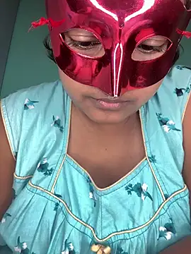 mimi87hoty online show from March 6, 4:35 pm