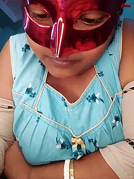 mimi87hoty online show from December 20, 2:31 pm