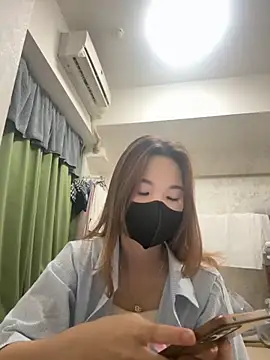 Snapshot of Tientien06 chatting on October 1, 8:52 am Tientien06 online show from October 1, 8:52 am