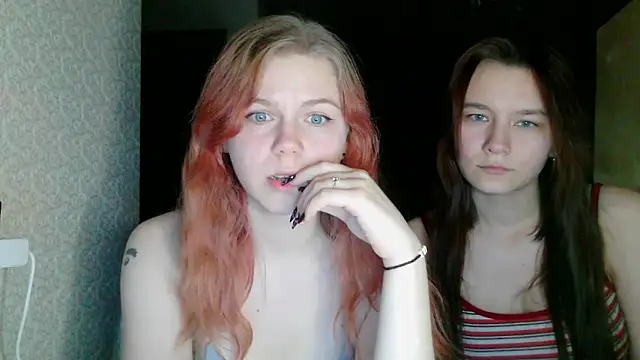 Snapshot of Poppy_sun chatting on October 13, 8:21 pm Poppy sun online show from October 13, 8:21 pm