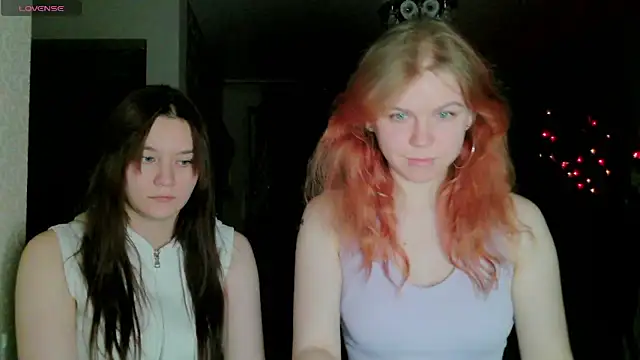 Poppy sun online show from November 15, 7:40 pm