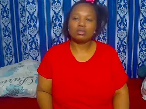 JUICEYLIPS333 online show from November 10, 6:40 am