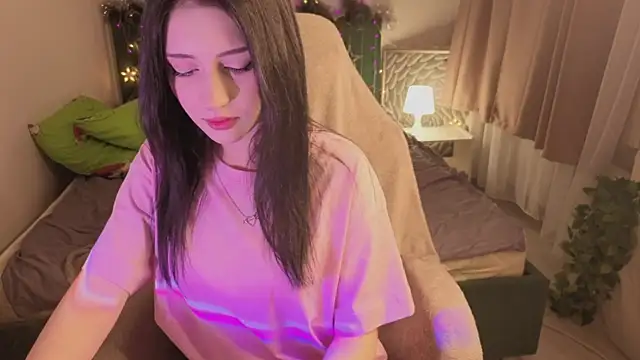 Snapshot of Witavaron chatting on December 16, 9:19 pm Witavaron online show from December 16, 9:19 pm