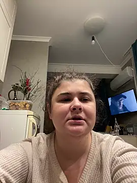 AliceCurlyX online show from December 16, 4:55 pm