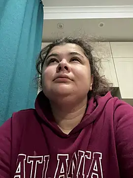 Snapshot of AliceCurlyX chatting on February 1, 4:44 am AliceCurlyX online show from February 1, 4:44 am