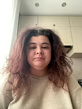 Snapshot of AliceCurlyX chatting on January 17, 1:26 pm AliceCurlyX online show from January 17, 1:26 pm