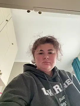 AliceCurlyX online show from December 14, 11:05 am