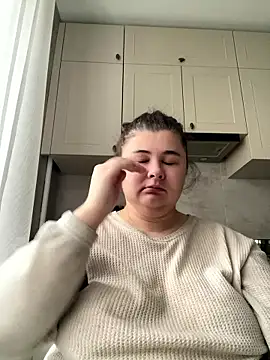 AliceCurlyX online show from January 9, 8:21 am