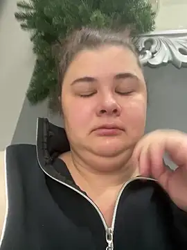 AliceCurlyX online show from December 1, 9:21 am