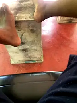 Snapshot of Senurak99 chatting on December 14, 5:35 am Senurak99 online show from December 14, 5:35 am