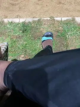 Snapshot of Senurak99 chatting on September 17, 1:46 pm Senurak99 online show from September 17, 1:46 pm