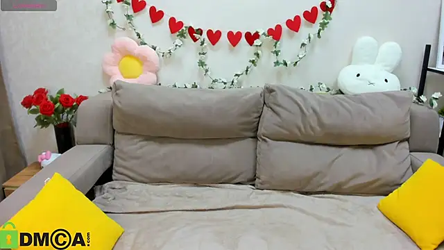 Sylvia Ortiz online show from March 17, 1:08 am