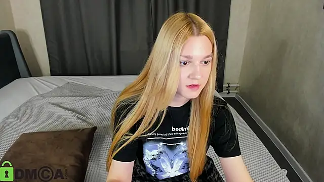 Sylvia Ortiz online show from October 19, 1:14 pm