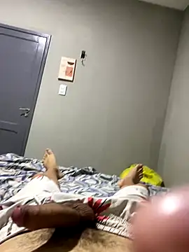 Snapshot of Novindapikgrossa chatting on November 7, 1:37 pm Novindapikgrossa online show from November 7, 1:37 pm