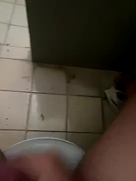 Snapshot of Novindapikgrossa chatting on December 17, 3:17 pm Novindapikgrossa online show from December 17, 3:17 pm