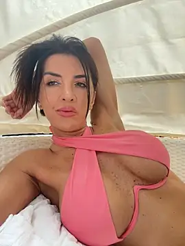 StephieRouse online show from November 29, 10:26 am