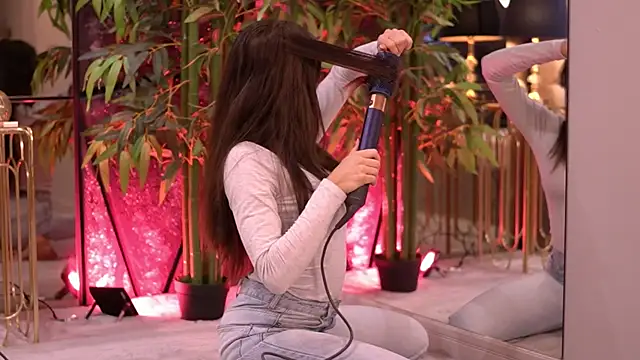 StephieRouse online show from March 29, 7:32 am