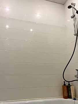 Snapshot of C8ETO4KA chatting on September 15, 11:21 am C8ETO4KA online show from September 15, 11:21 am