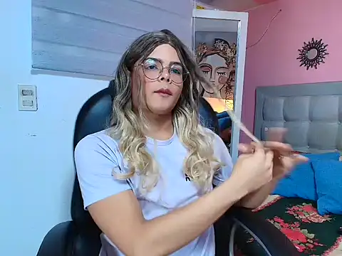 stewart mateo  online show from December 18, 2:16 am