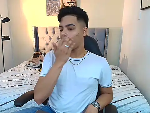 stewart mateo  online show from September 25, 2:17 am