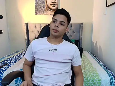 stewart mateo  online show from October 19, 2:14 am