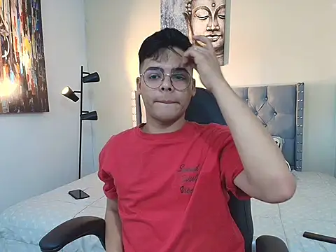 stewart mateo  online show from November 15, 7:29 pm