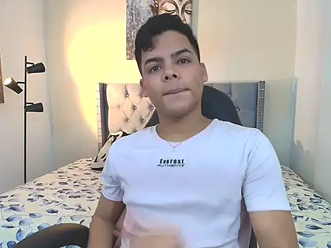 stewart mateo  online show from November 25, 2:12 am