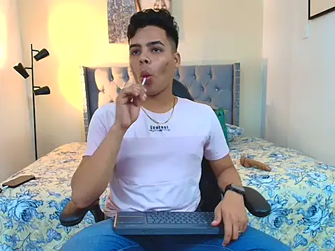 stewart mateo  online show from September 15, 2:45 am