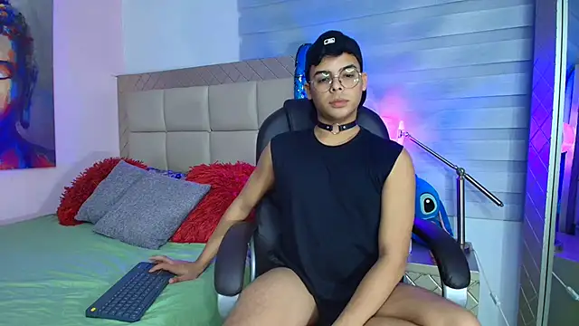 stewart mateo  online show from November 10, 2:05 am