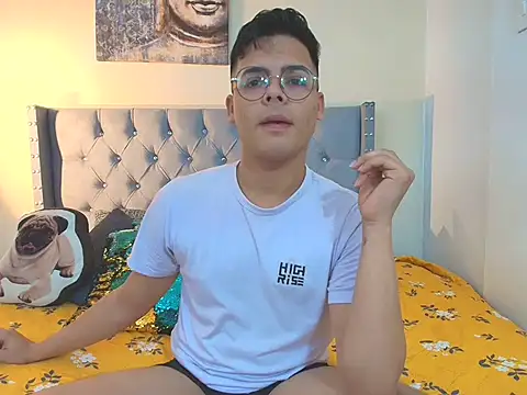 stewart mateo  online show from November 28, 2:12 am