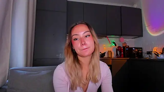 Snapshot of baobei03 chatting on October 6, 1:12 pm baobei03 online show from October 6, 1:12 pm