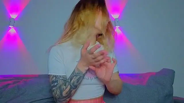 baobei03 online show from April 4, 4:52 am