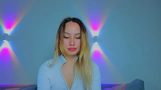 baobei03 online show from April 5, 5:03 am