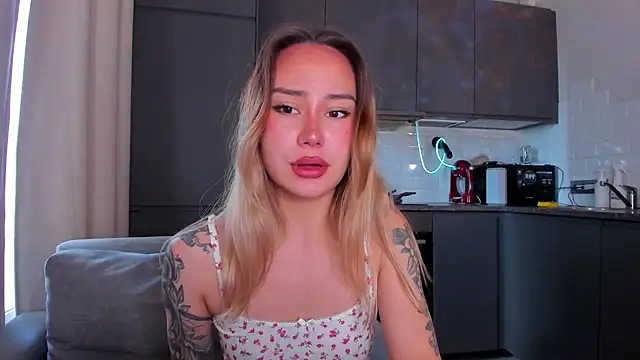 Snapshot of baobei03 chatting on October 18, 10:39 am baobei03 online show from October 18, 10:39 am