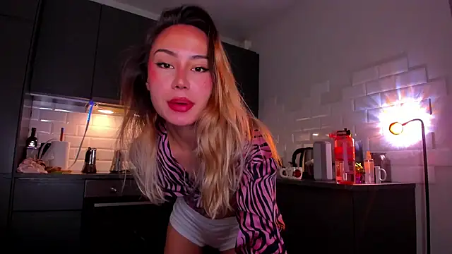 Snapshot of baobei03 chatting on November 5, 9:34 am baobei03 online show from November 5, 9:34 am