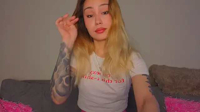 baobei03 online show from March 12, 5:45 am