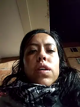 Snapshot of Queen_Ashly chatting on October 17, 2:15 am Queen Ashly online show from October 17, 2:15 am