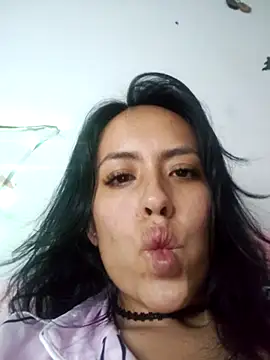 Snapshot of Queen_Ashly chatting on November 10, 5:01 am Queen Ashly online show from November 10, 5:01 am