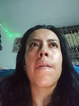 Snapshot of Queen_Ashly chatting on December 2, 12:11 am Queen Ashly online show from December 2, 12:11 am