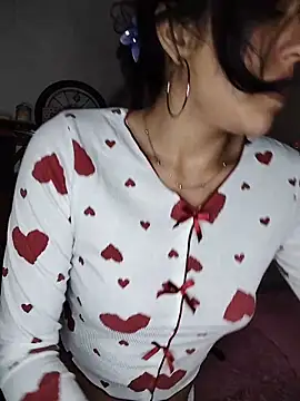 Snapshot of Queen_Ashly chatting on May 8, 2:26 am Queen Ashly online show from May 8, 2:26 am