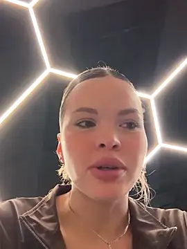 Snapshot of SMELLSEX chatting on October 31, 5:53 pm SMELLSEX online show from October 31, 5:53 pm