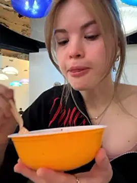 SMELLSEX online show from January 9, 6:48 pm