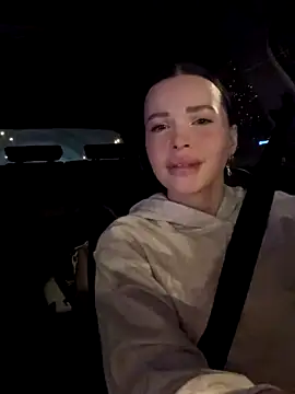 Snapshot of SMELLSEX chatting on October 26, 4:18 pm SMELLSEX online show from October 26, 4:18 pm